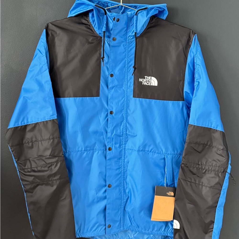 The North Face Men's Vibrant Blue and Black Performance Jacket